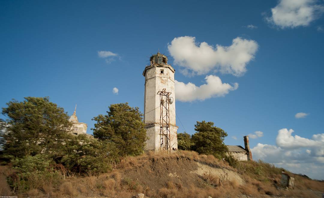 Ахтарский маяк
